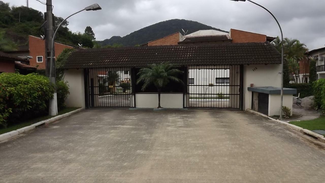 Casa Para Alugar Em Praia Enseada * Ubatuba